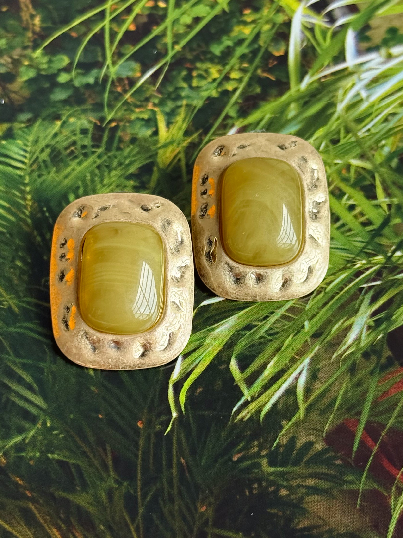 Classic Girl Earring - Green